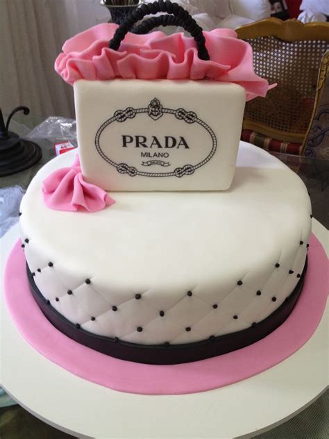 bolos prada|prada bow.